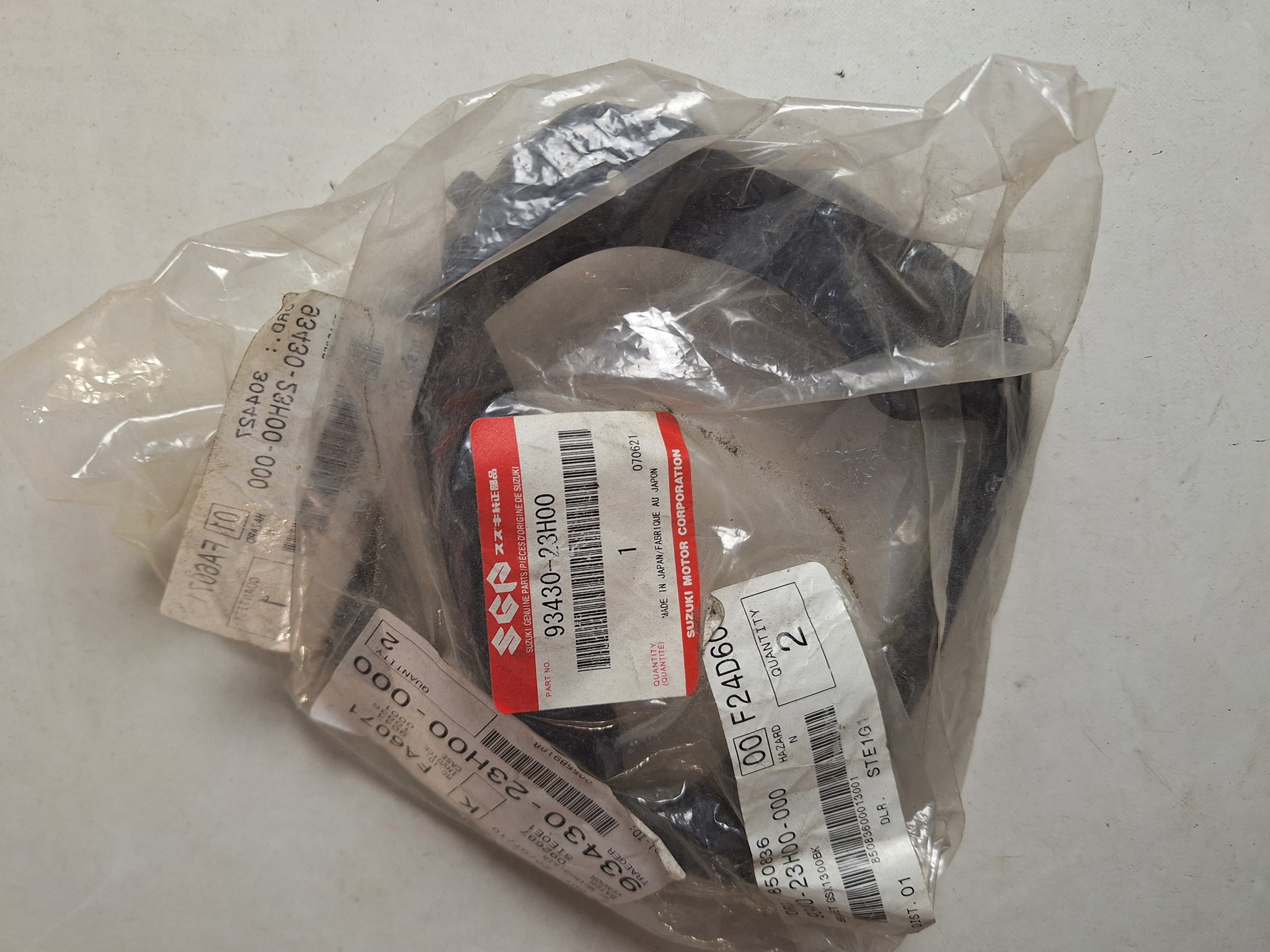 Picture of SUZUKI  TRAEGER  93430-23H00